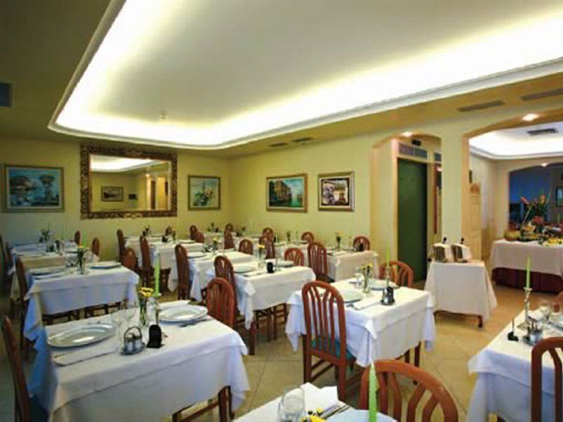 Hotel Helios ลิโดดิเยโซโล ภายนอก รูปภาพ
